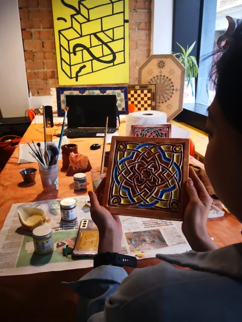 Granada: "Alhambra´s Craft Workshop" - The instructor experience: clear guidance and a calm pace