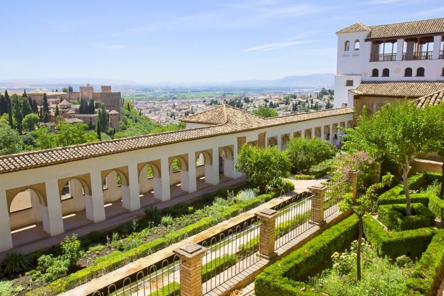 Granada: Alhambra Small Group Tour with Nasrid Palaces - The Generalife gardens: why it’s a smart first stop