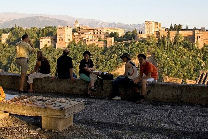 Granada: Alhambra tickets and other attractions - Sacromonte caves and the feel of a hillside quartier