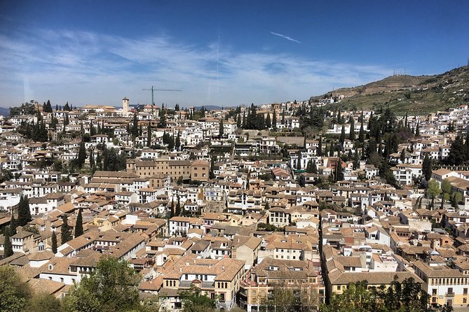 Granada and Albaicin: Wine and Tapas Tour - The Tapas Part: 3 Bars, 3 Drinks, and How to Make It Worth It