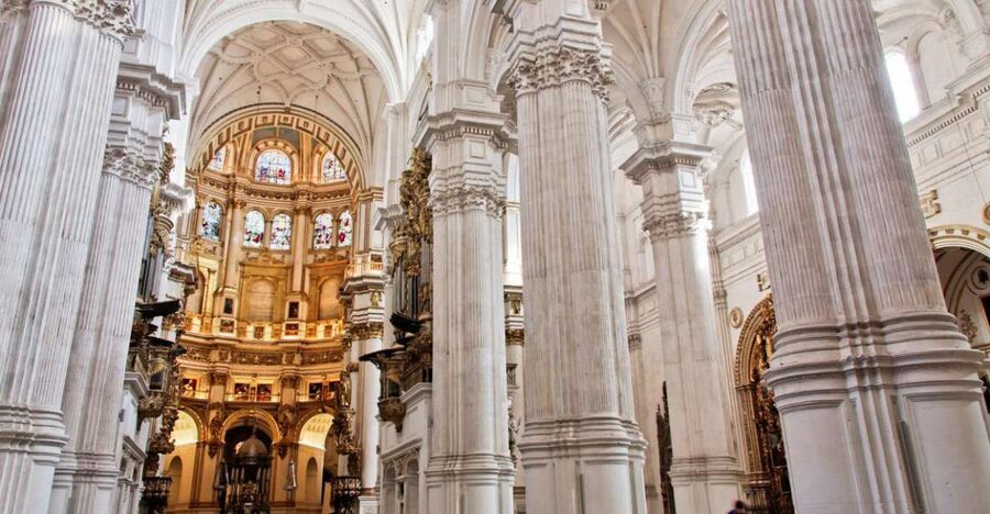 Granada: City Center, Cathedral, Capilla Tour - Down toward the Darro riverbed and Corral del Carbón, Granada’s old commercial corner