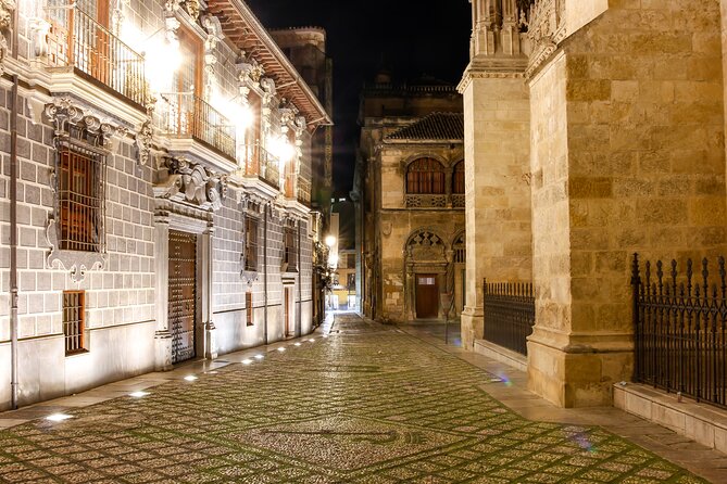 Granada: Ciudad oscura. - Stop 3: Albaycín and the Albaicín Exorcism