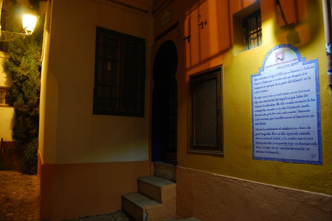 Granada: Ciudad oscura. - Stop 4: Real Chancillería, Ghosts, and Night History