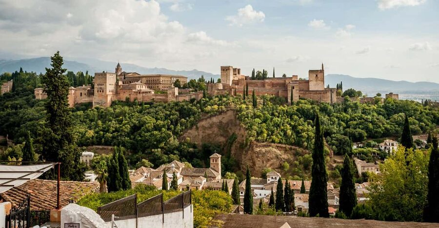 Granada: E-Bike Tour and Fast-Track Alhambra Ticket - Who this tour fits best (and who should look elsewhere)