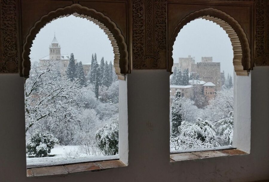 Granada: Fast-Track Alhambra & Nasrid Palaces Guided Tour - Price and timing, is $82 a good deal for the Alhambra?