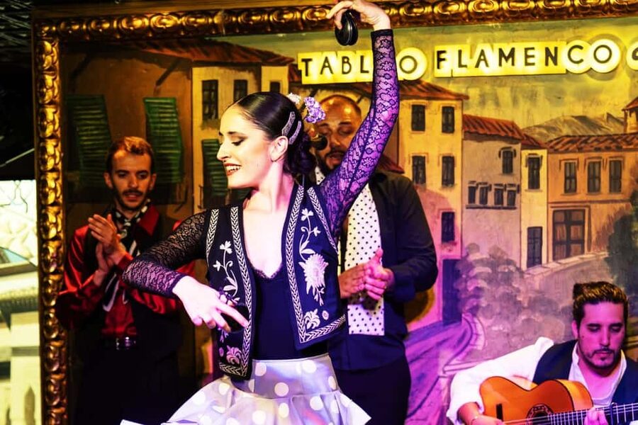 Granada: Flamenco Show at Tablao Flamenco Albayzín - Tablao Flamenco Albayzín: a stage with Granada credibility