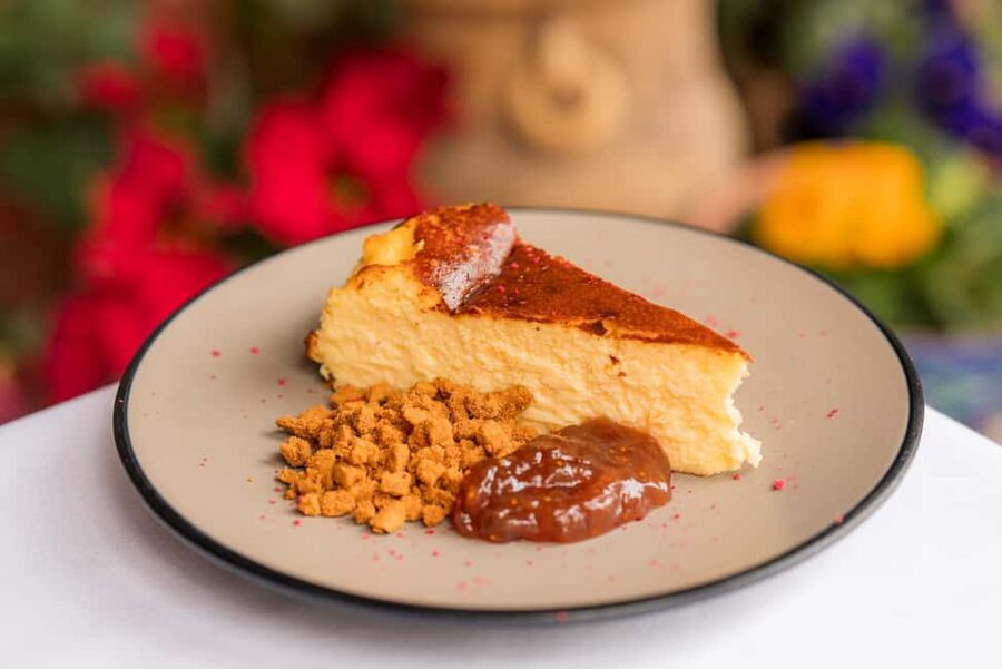Granada: Flamenco Show with Dinner at Jardines de Zoraya - Who This Flamenco Dinner Show Is Best For