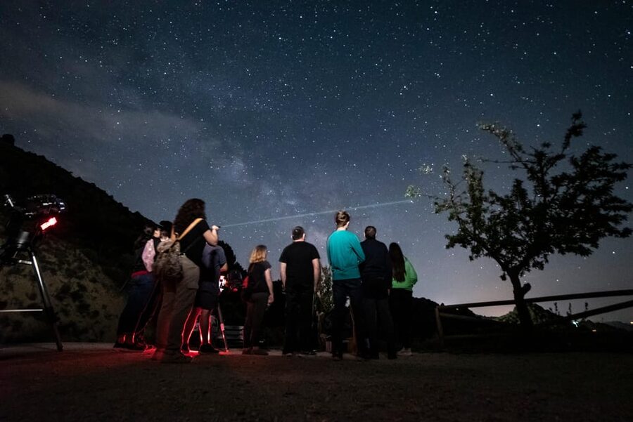Granada Geopark: Stargazing Tour with Telescope - How the astronomical laser lesson makes the telescope views easier