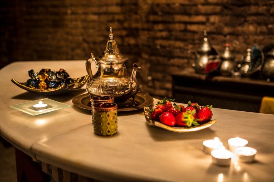 Granada: Hammam Experience with Massage at Baños de Elvira - Rules and Timing: The Quiet, Mixed Hammam Reality
