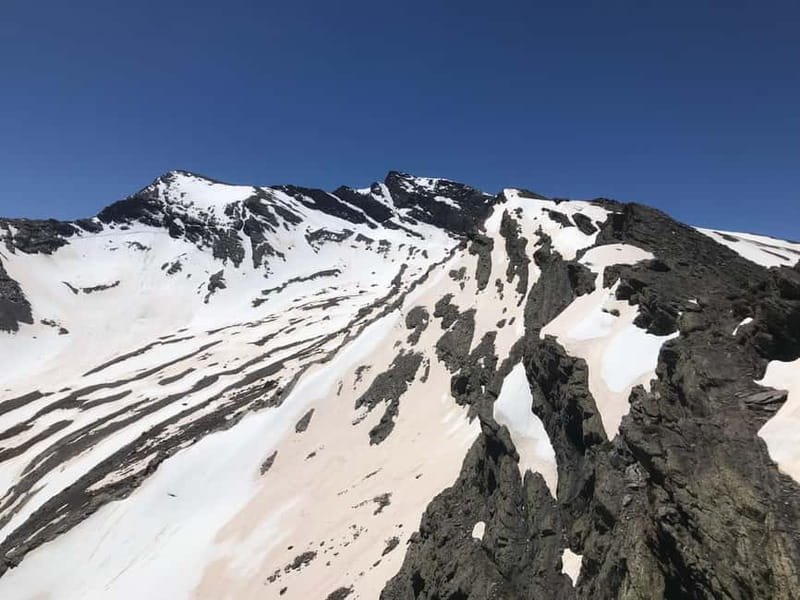 Granada: High Sierra Nevada Hiking Tour to 3000 Meters - Gear, Clothing, and Footwear That Actually Work in Sierra Nevada