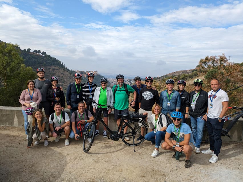 Granada Highlights by E-Bike: Albaicín & Sacromonte - Key highlights to look for