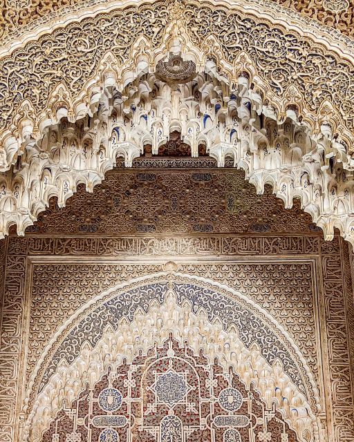Granada: Private Full Alhambra Tour with Nasrid Palaces - Medina Time: Seeing the Alhambra Beyond the Palaces