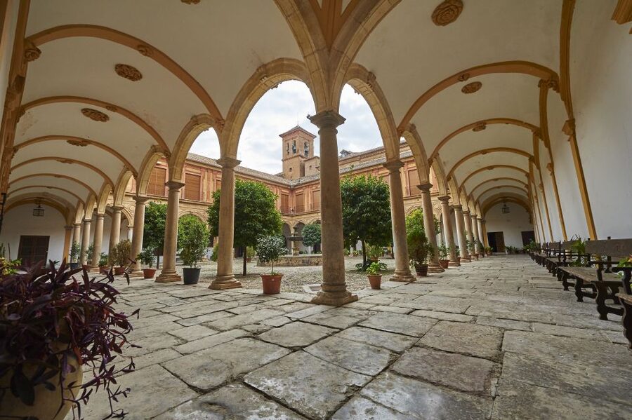 Granada: Sacromonte Abbey Entry Ticket with Audio Guide - Romani community significance: a living connection to place