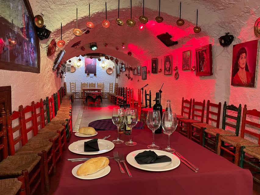 Granada: Sacromonte Caves Flamenco Show with Dinner - Price And Value: Is $68 Per Person A Smart Buy?