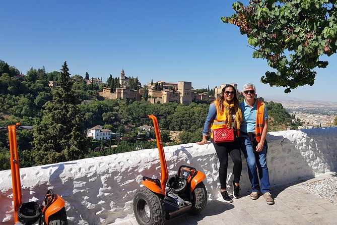 Granada Segway Tour to Albaicin and Sacromonte - Sacromonte caves and flamenco stories: what you see and what you learn