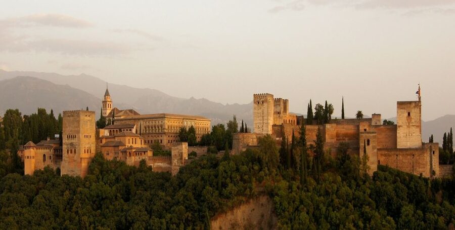 Granada: Tapas Tasting Guided Tour - Three Traditional Restaurants: What Each Stop Teaches You