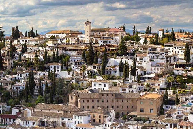 Granada Walking Tour: Albaicin and Sacromonte Quarters - Sacromonte cave homes, flamenco, and Abadía del Sacromonte