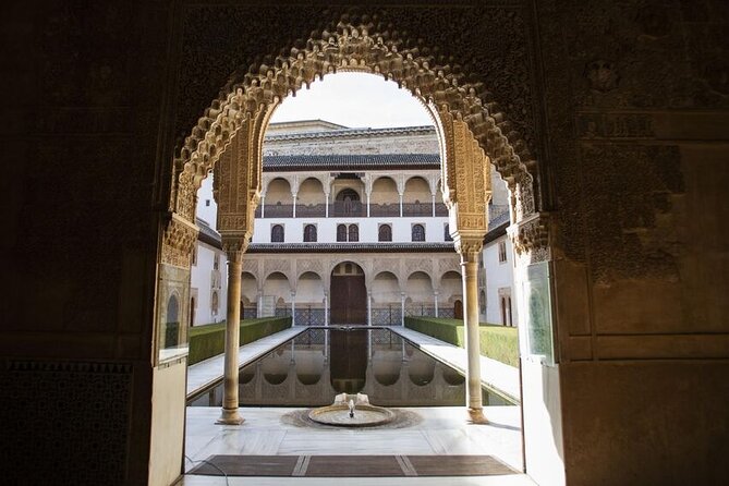 Guided Walking Tour of the Alhambra in Granada - Stop 1, the Alhambra circuit and the patios that set the mood