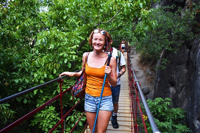 Hiking in the Canyon of the Monachil Cubs in Granada - Getting There From Granada: Meet Near Cafeteria Casa Valentyna