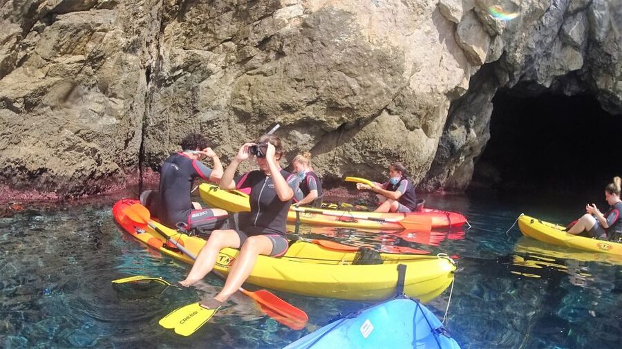La Herradura: Cerro Gordo Natural Park Kayak & Snorkel Tour - Why La Herradura makes this kayak and snorkel combo work