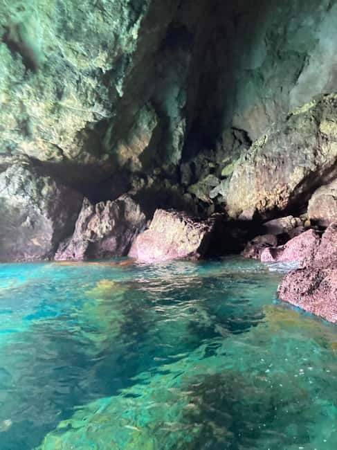 La Herradura: Kayak & Snorkel Tour to Cerro Gordo Reserve - What the guides do that makes the tour feel genuinely organized