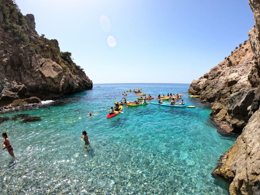La Herradura: Maro Cliffs Kayak and Snorkeling Tour - Starting at Kayak AWA La Herradura and getting your kit right