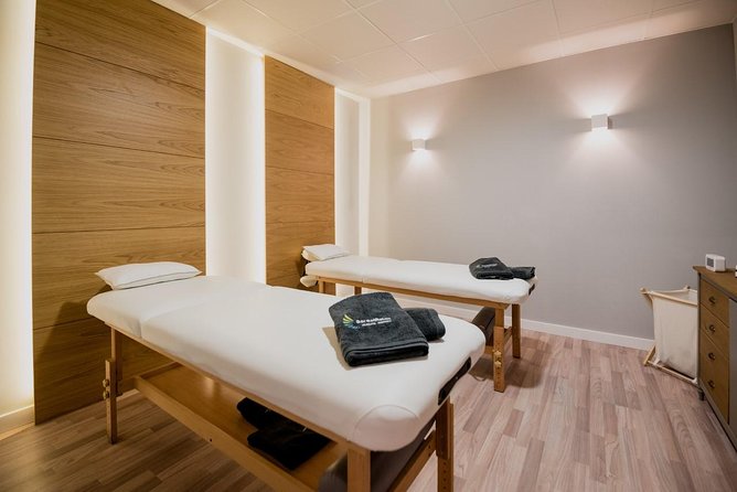 Massage Weekends and Holidays - Who This Is For (and Who Might Want to Pass)