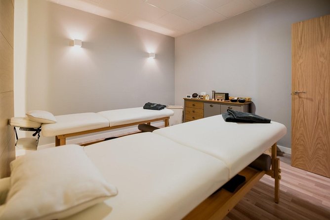 Massage Weekends and Holidays - Should You Book This Massage Weekends and Holidays in Granada?