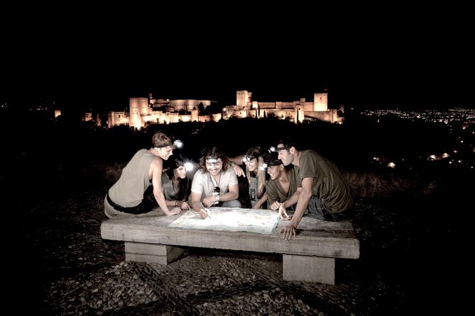 Night Adventure Tour, Play Granada Original - Nighttime Granada through the Albaicín and Sacromonte