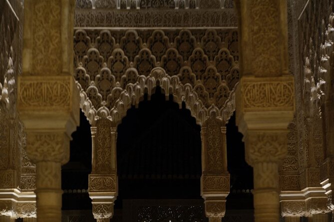 Night Tour of Alhambra and the Nasrid Palaces - Ticketed value: what you are paying for, and what you are not