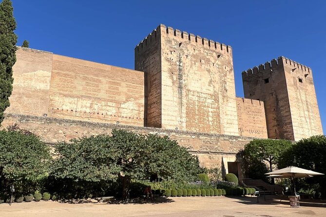 PREMIUM 2 Hour Alhambra and Generalife Tour + tickets - Carlos V Palace stop: seeing Renaissance Spain inside the Alhambra complex