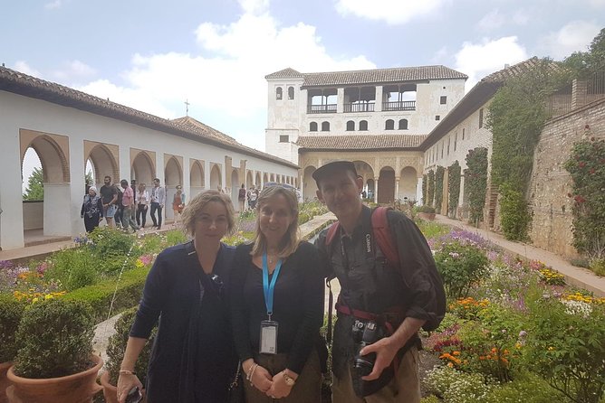 Private Alhambra Highlights Tour Including the Nasrid Palaces - Alcazaba and the Fortress Views: Granada From Inside the Walls