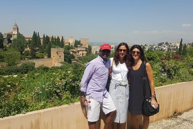 Private Alhambra Highlights Tour Including the Nasrid Palaces - Carlos V, Catholic Kings Context, and Why This Contrast Matters