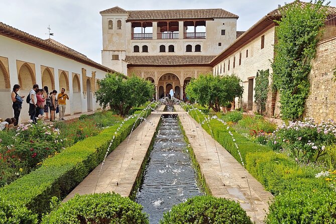 Private excursion to the Alhambra and Generalife - Price and timing: what you’re paying for with a private guided Alhambra