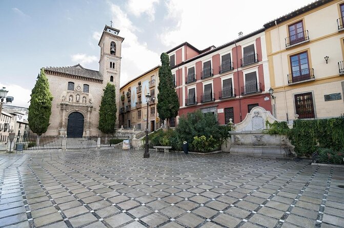Private tour: 4 cultures, Granada in depth - Key highlights at a glance
