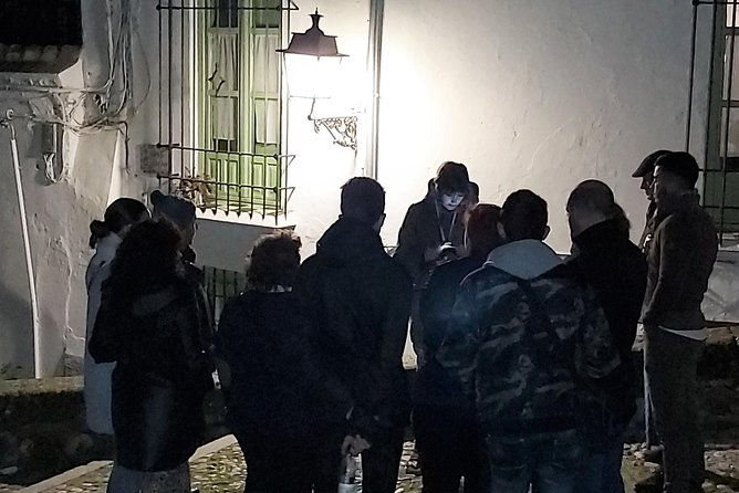 Private Tour Legends of Granada and Albaicín (Spanish language) - Why a Legends-At-Night Tour Hits Different in Granada