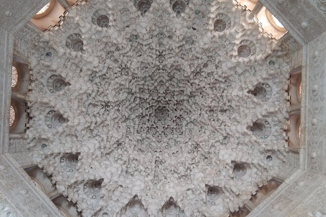 Private Tour of the Alhambra - What to wear and bring for a comfortable 3-hour visit