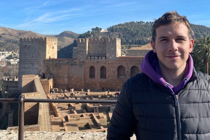Private Tour of the Alhambra of Granada - Stop 1: Alhambra, Palace City to Fortress, With Tickets Included
