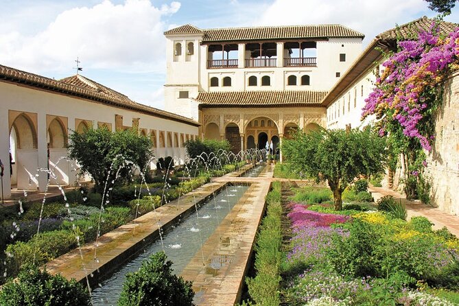 Private Tour of the Alhambra to travel back in time. NO TICKETS - A Timed, No-Stress Way to See the Alhambra in About 3 Hours