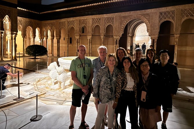 Private Tour With A Different Perspective of Alhambra - Entering the Alhambra with a plan, not a blur