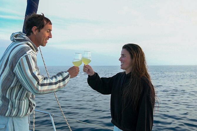 Sailing at sunset along the cliffs of Maro-Compartida - Getting Oriented at the Meeting Point in La Herradura