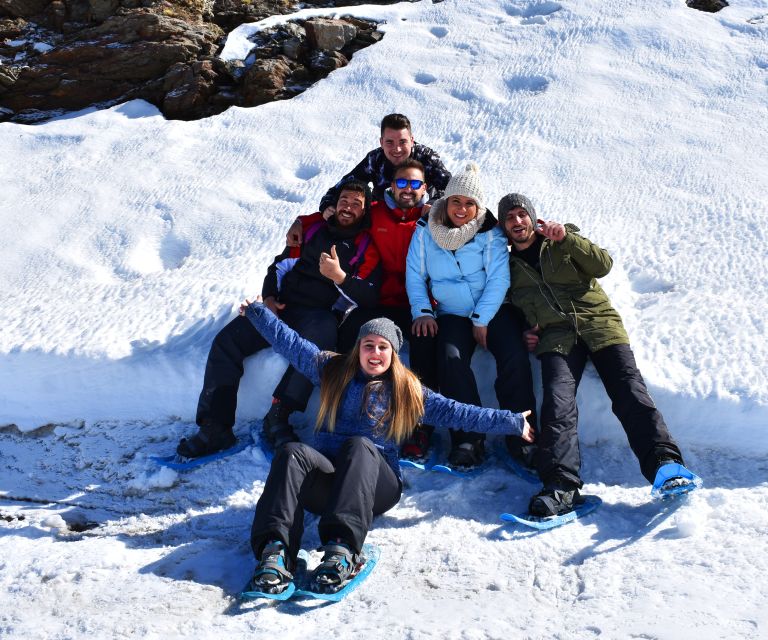 Sierra Nevada: Snowshoe Hiking Tour - From Granada to the snow: van pickup and smart timing