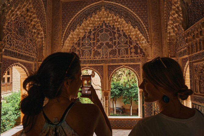 Skip The Line Alhambra and Generalife Guided Tour - Price and What You Really Get for About $35.95