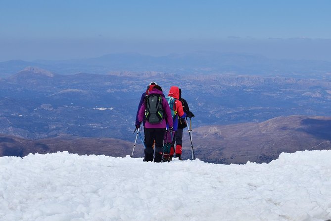 Snowshoe hiking in Sierra Nevada (Granada) - Why this Granada snowshoe hike makes sense in winter