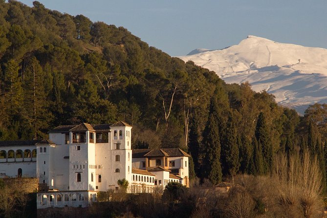 Sunset Walking Tour in Albaicín & Sacromonte - Sunset at Mirador de San Nicolás, where the whole view starts