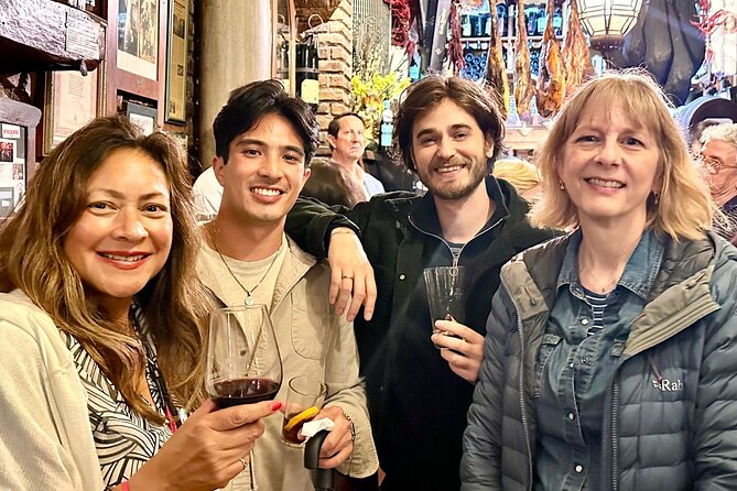Tapas&Tours with Leo - Tasting Culture and History - Getting Oriented in Granada, Fast, Starting at Plaza Isabel la Católica