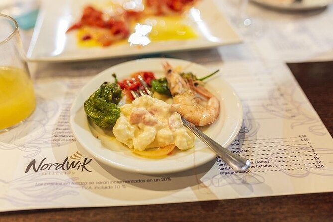 The Granada Evening Tapas Crawl by Food Lover Tour - Granada at 7:30 pm, a tapas crawl that feels like a local routine
