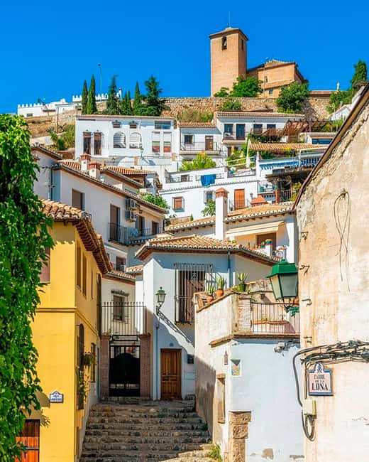 Tour Granada from its Origin; Albaicín - San Miguel Bajo and Santa Isabel la Real: Churches and Convents Up Close