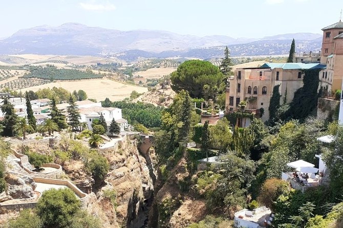 Ultimate White Village of Ronda Small-Group Day Trip from Granada - Ronda: A Cliff Town You Can Feel in Your Bones