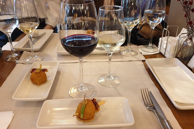 Wine Tasting in Granada - The Food Pairings That Make the Wine Make Sense